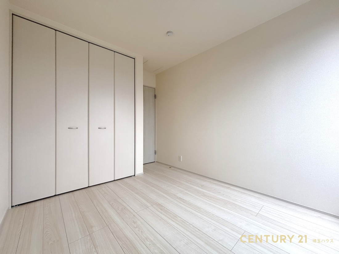 ��ʌ��t�����s���3���ڂ̐V�z��ˌ��Ă̐Q��