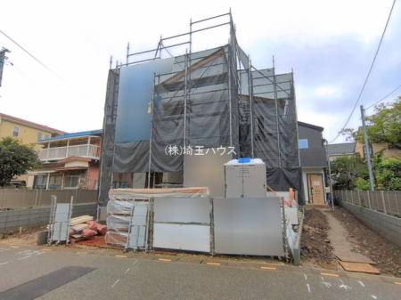��ʌ�����s�ō���1���ڂ̐V�z��ˌ��Ă̌��n�O�ώʐ^