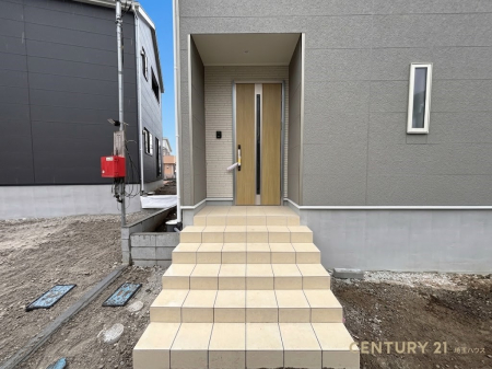 ��ʌ��t�����s������� �̐V�z��ˌ��Ă̌���